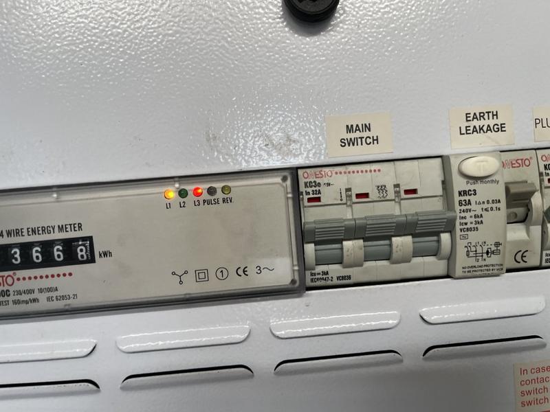 To Let commercial Property for Rent in Maitland Western Cape